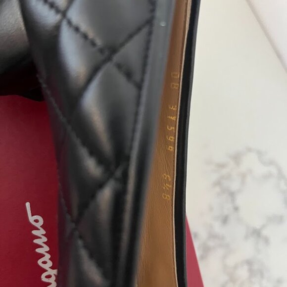 Salvatore Ferragamo  Vara quilted low heel - Picture 5 of 7